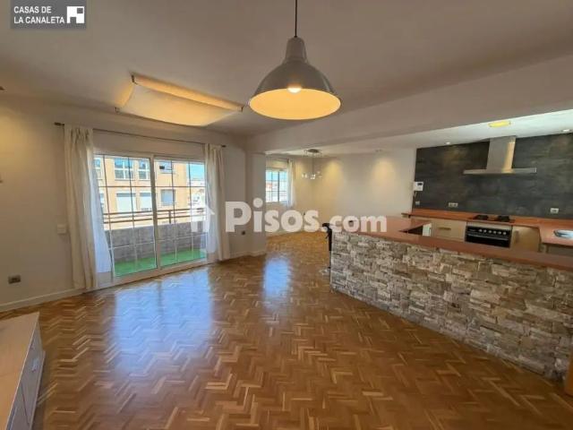 Piso en alquiler en Distrito los Juzgados