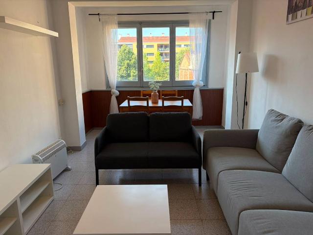 Piso en Alquiler en Eixample Sud – Migdia