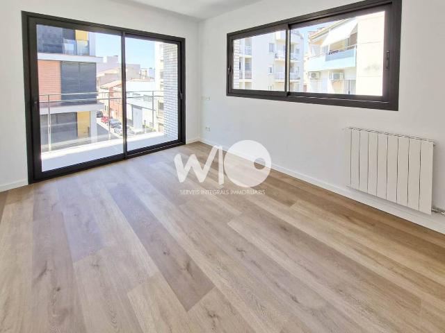 Piso en Alquiler en Eixample Sud – Migdia