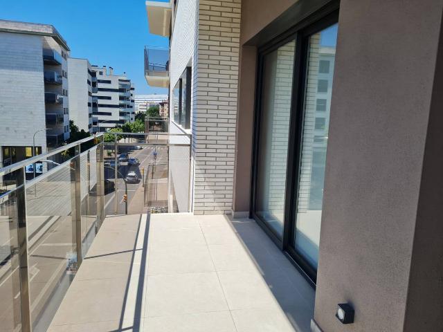 Piso en Alquiler en Eixample Sud – Migdia