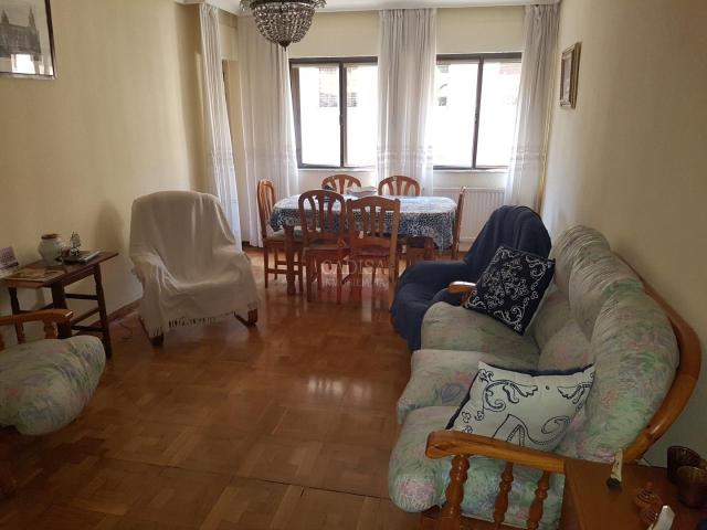 Piso en alquiler en el centro PARA CHICAS ESTUDIANTES. REF 3260