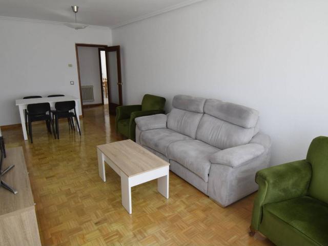 Piso en alquiler en El Ejido Santa Ana 24006