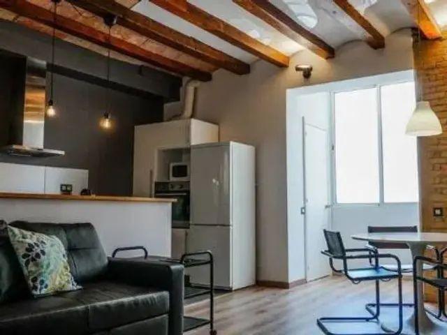 Piso en alquiler en El Poble Sec