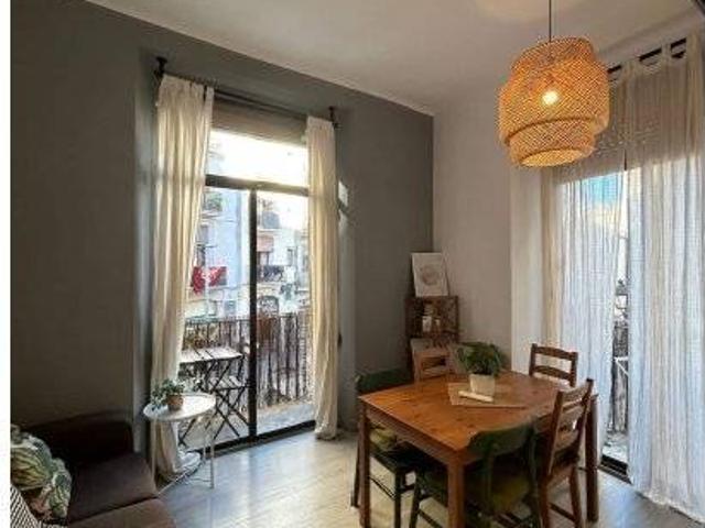 Piso en Alquiler en El Raval
