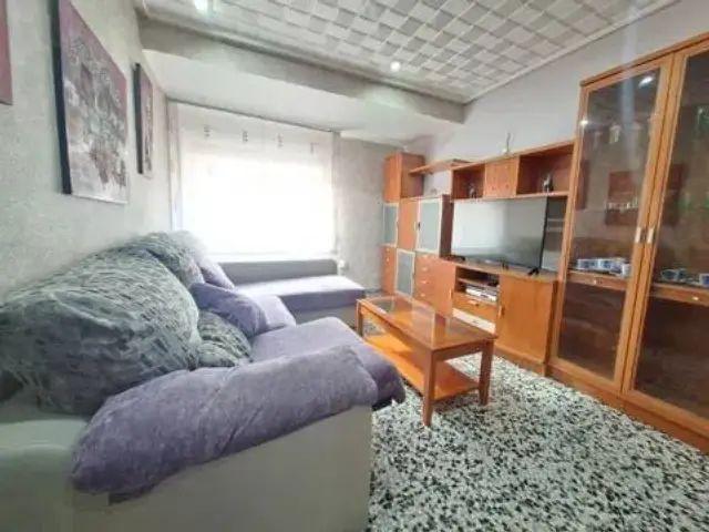 Piso en alquiler en Elda