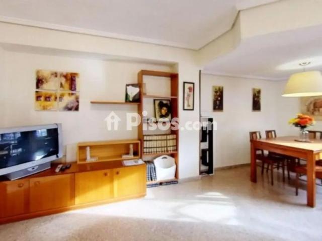 Piso en alquiler en en Corts
