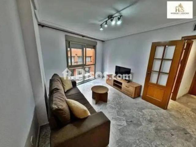 Piso en alquiler en Ensanche Diputación