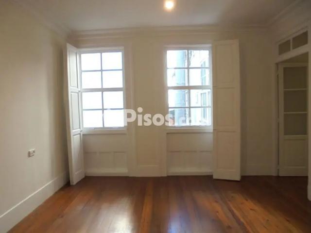 Piso en alquiler en Ensanche