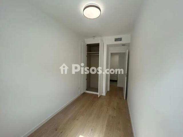 Piso en alquiler en Entrenúcleos