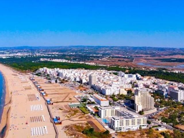 Piso en alquiler en Esplugues de Llobregat, Castro Marim