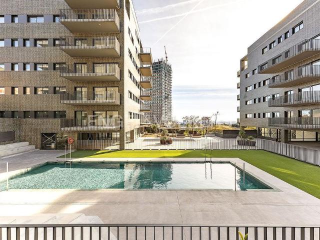 Piso en alquiler en Esplugues de Llobregat, de 83 m² 2 habitaciones por 2.450 €