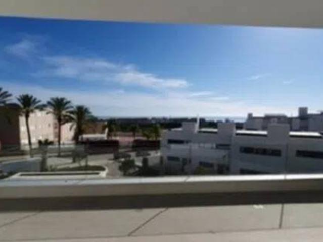 Piso en Alquiler en Estepona