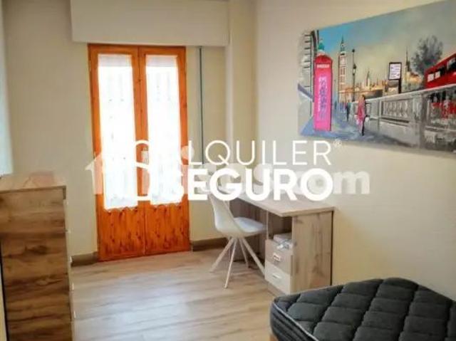 Piso en alquiler en Fuensaldaña