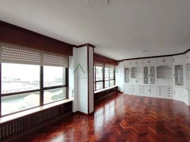 Piso en Alquiler en Ferrol