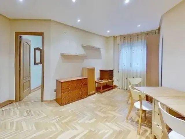 Piso en alquiler en Guindalera