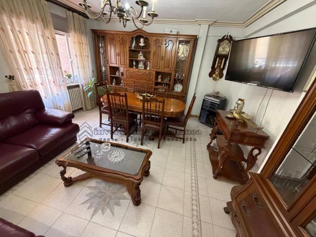 Piso en alquiler en Garrido Labradores 37004