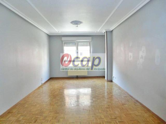 Piso en Alquiler en Gijón