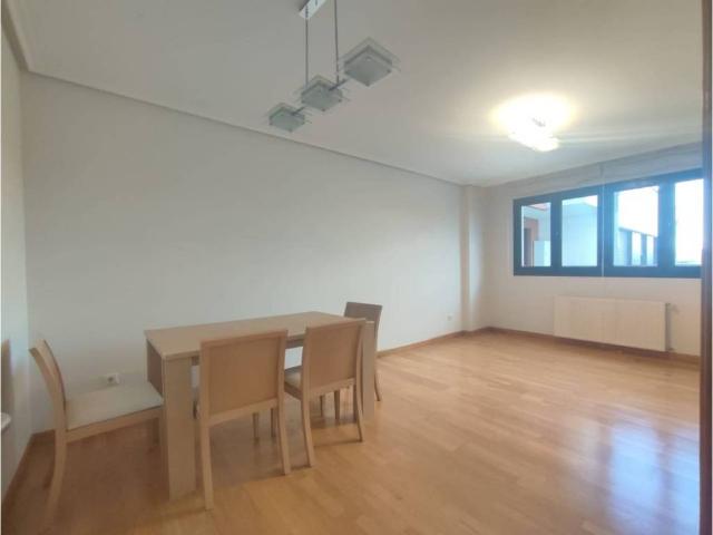 Piso en Alquiler en Gijón