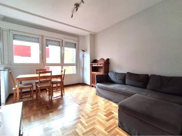 Piso en Alquiler en Gijón