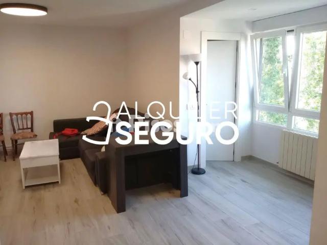 Piso en alquiler en Girón La Victoria La Overuel