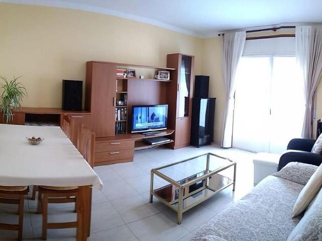 Piso en alquiler en Girona, de 69 m² 3 habitaciones por 973