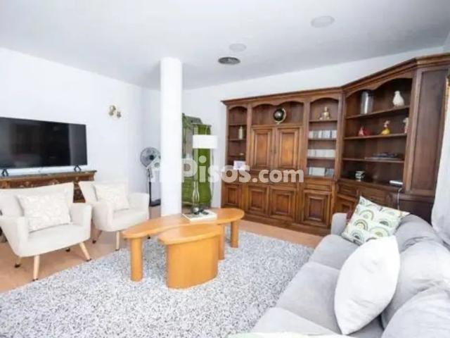 Piso en alquiler en Goya