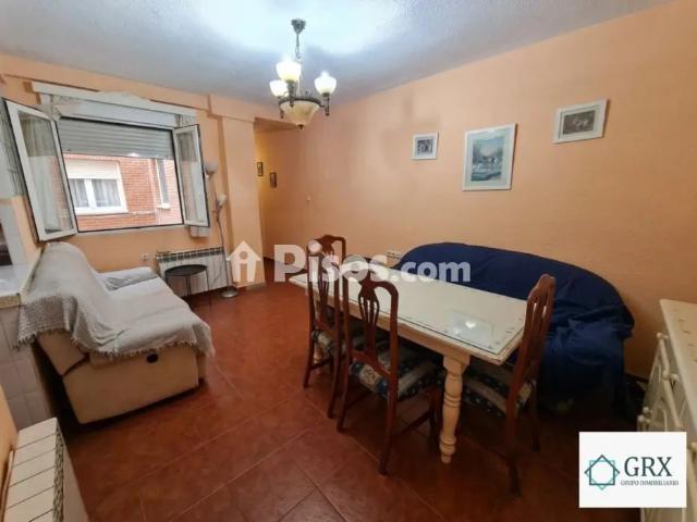 Piso en alquiler en Granada Capital