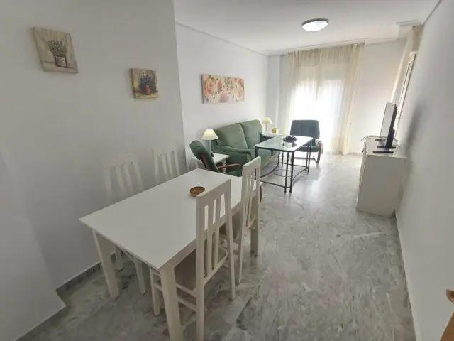 Piso en alquiler en Huerta de La Reina Arruzafilla Parque Figueroa Noreña