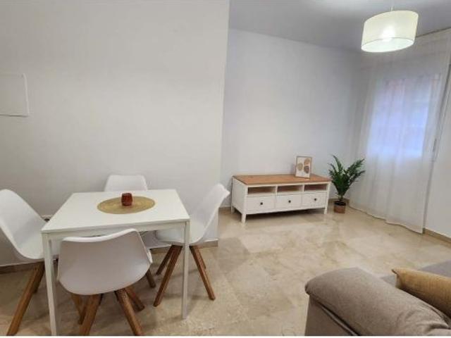? PISO EN ALQUILER EN HUERTA DE LA REINA – CÓRDOBA