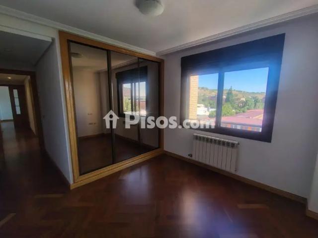 Piso en alquiler en Huerta del Rey