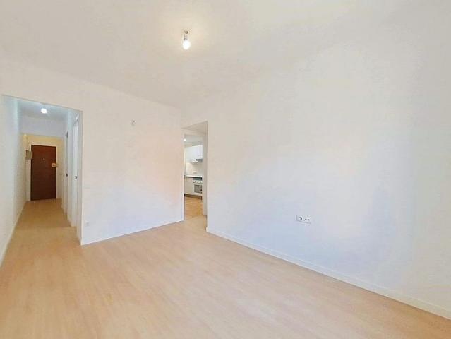 Piso en alquiler en Hospitalet de Llobregat, L´, de 56 m² 2 habitaciones por 1.610