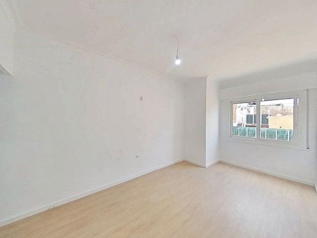 Piso en alquiler en Hospitalet de Llobregat, L´, de 63 m² 3 habitaciones por 1.600