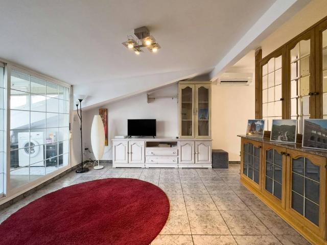 Piso en Alquiler en Hostafrancs