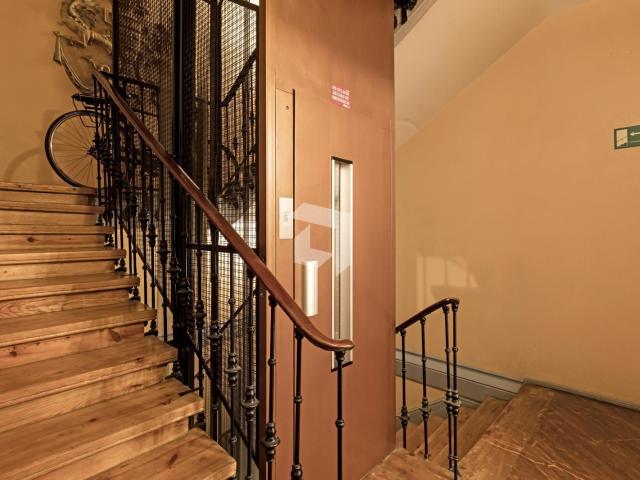 Piso en alquiler en Justicia con balcones y mirador
