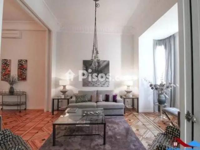 Piso en alquiler en Jerónimos