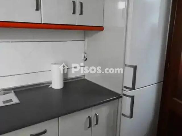 Piso en alquiler en Lucena