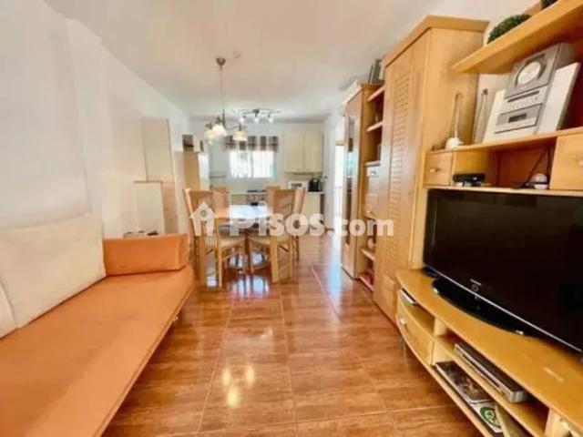 Piso en alquiler en La Carihuela