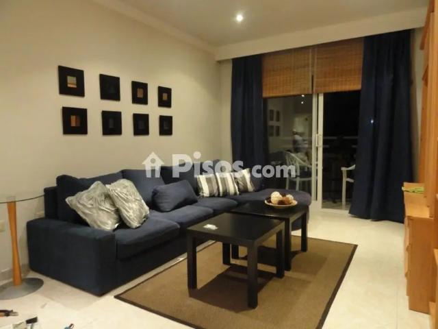 Piso en alquiler en La Carihuela los Nidos