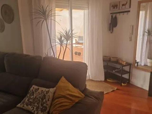 Piso en Alquiler en La Zubia
