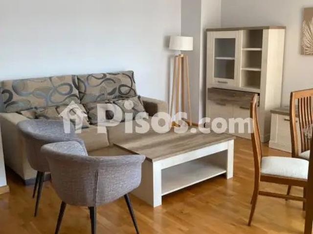 Piso en alquiler en Las Eras de Renueva
