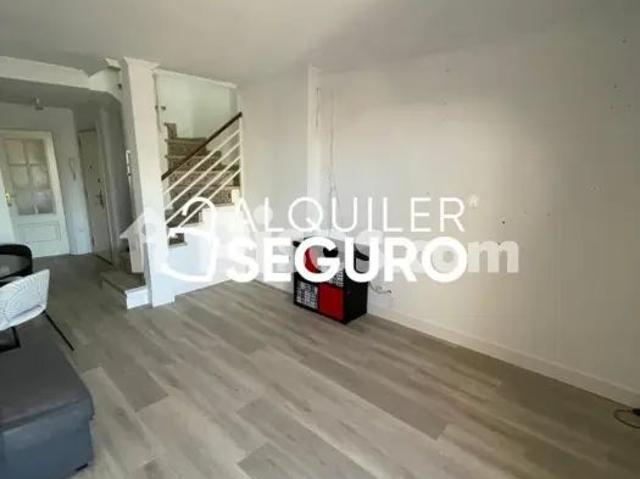 Piso en alquiler en Latina