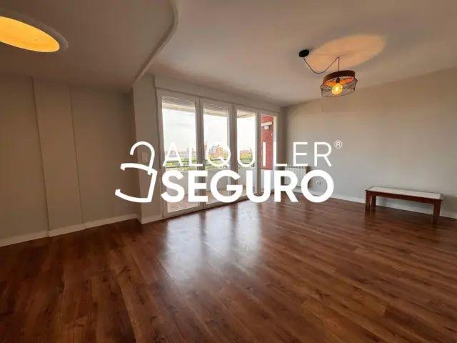 Piso en alquiler en Latina