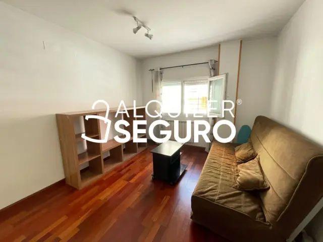 Piso en alquiler en Latina
