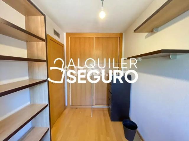 Piso en alquiler en Latina