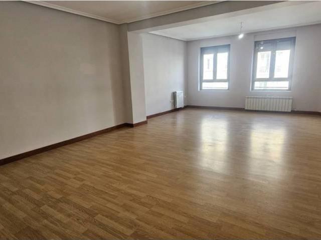 Piso en Alquiler en León