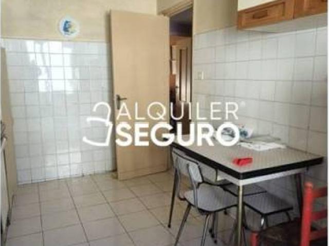 Piso en Alquiler en Lena