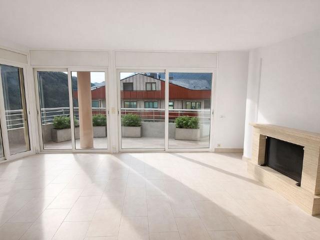 Piso en alquiler en Les Escaldes, de 130 m² 3 habitaciones por 2.600