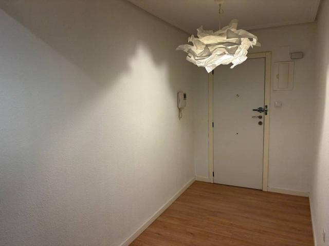Piso en alquiler en L'Hort de Senabre 46017