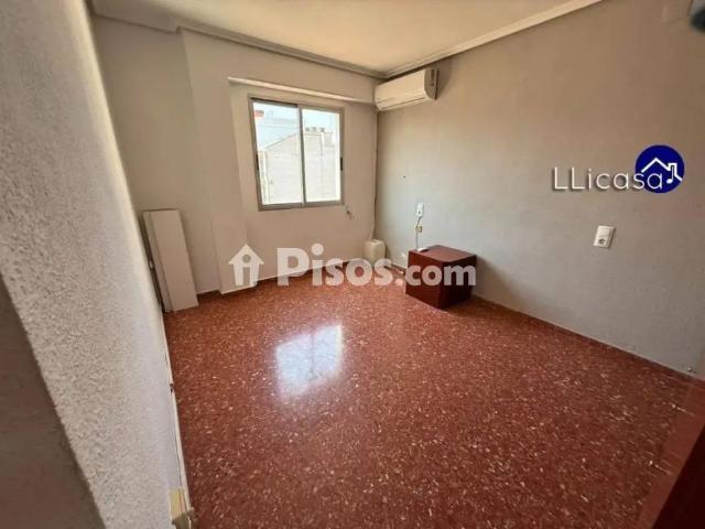 Piso en alquiler en Llíria