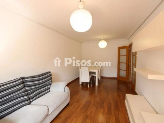 Piso en alquiler en los Corrales de Buelna